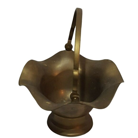 Vintage Solid Brass Basket With Handle Ruffled Edge 8" x 9" Made in India - Picture 2 of 7